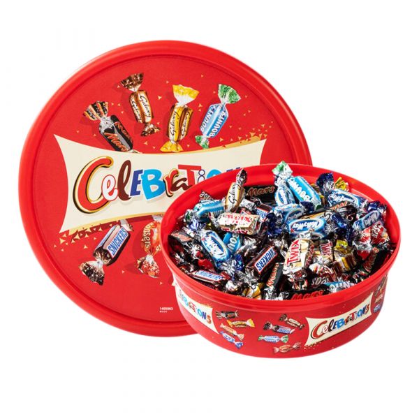 Святковий набір цукерок Celebrations 650г